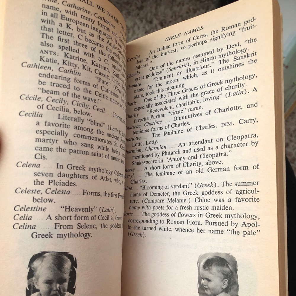 Book - Baby Names - Picture 3 of 3